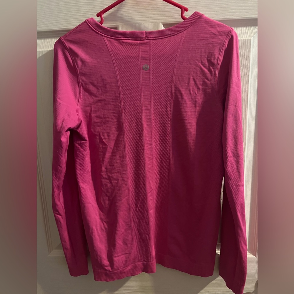 Swiftly Relaxed Lululemon Shirt- Pink